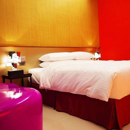 Hoya Resort Hotel Kaohsiung Extérieur photo