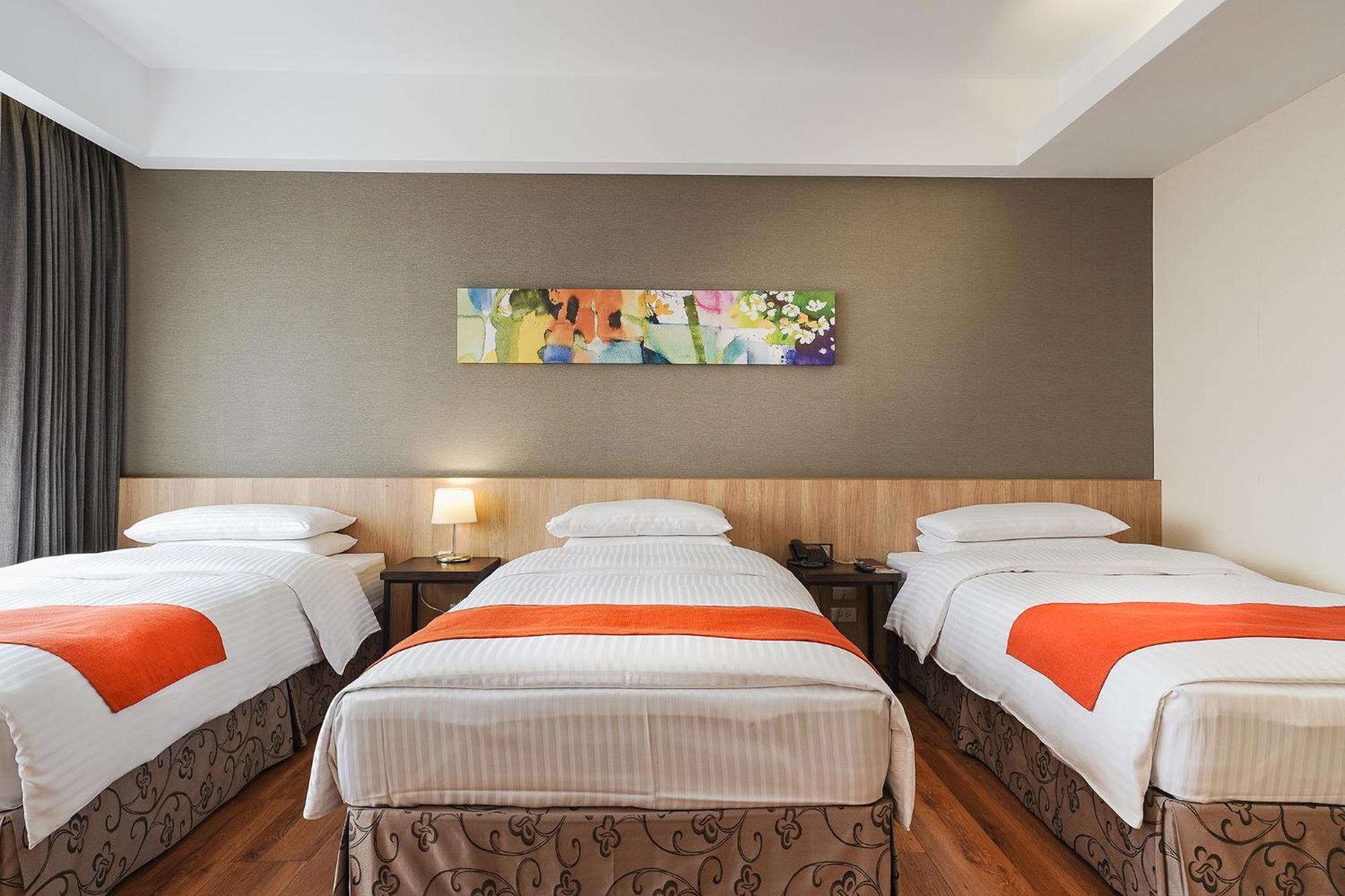 Hoya Resort Hotel Kaohsiung Extérieur photo