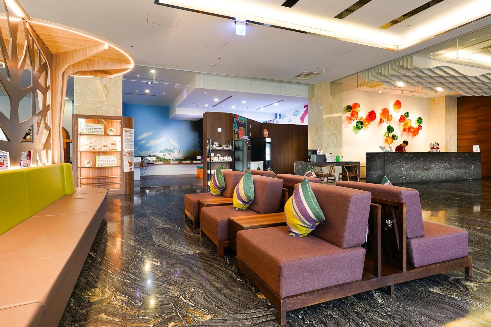 Hoya Resort Hotel Kaohsiung Extérieur photo