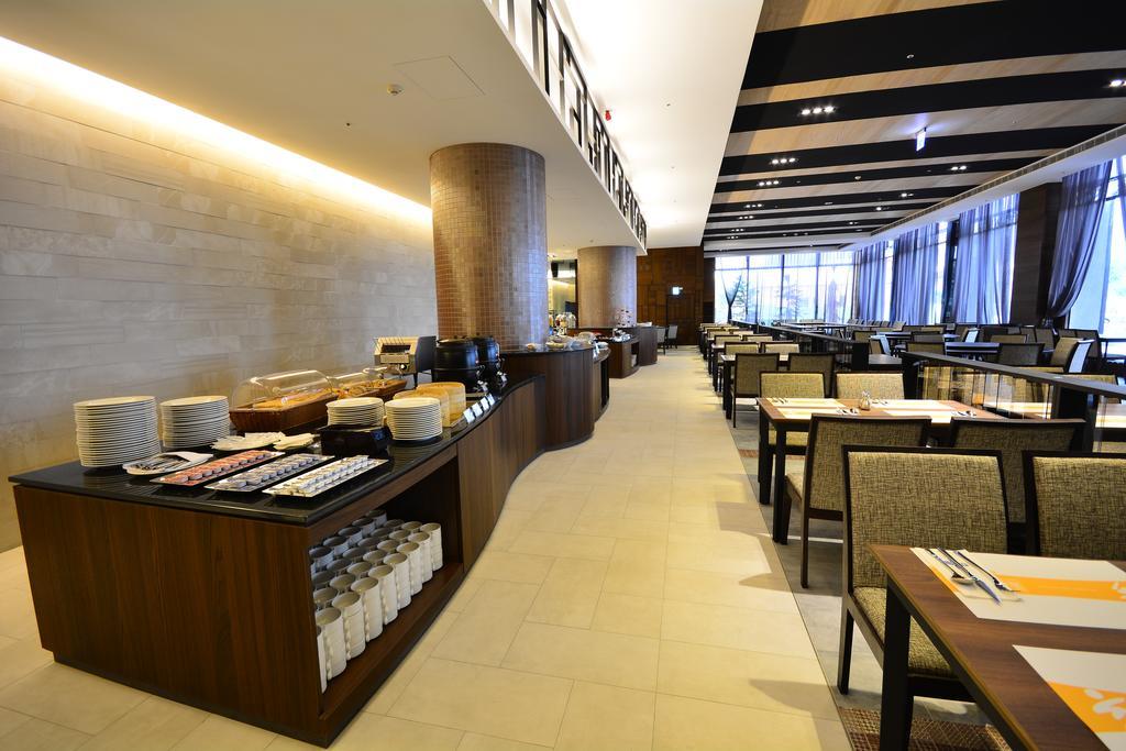Hoya Resort Hotel Kaohsiung Extérieur photo