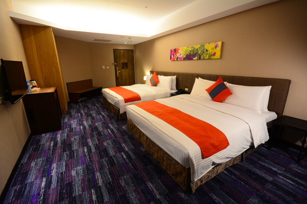 Hoya Resort Hotel Kaohsiung Extérieur photo